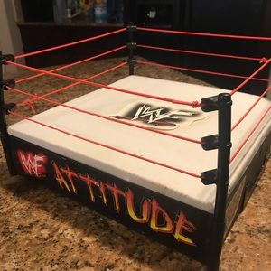 WWE WWF Toy Wrestling Ring 1998 Attitude